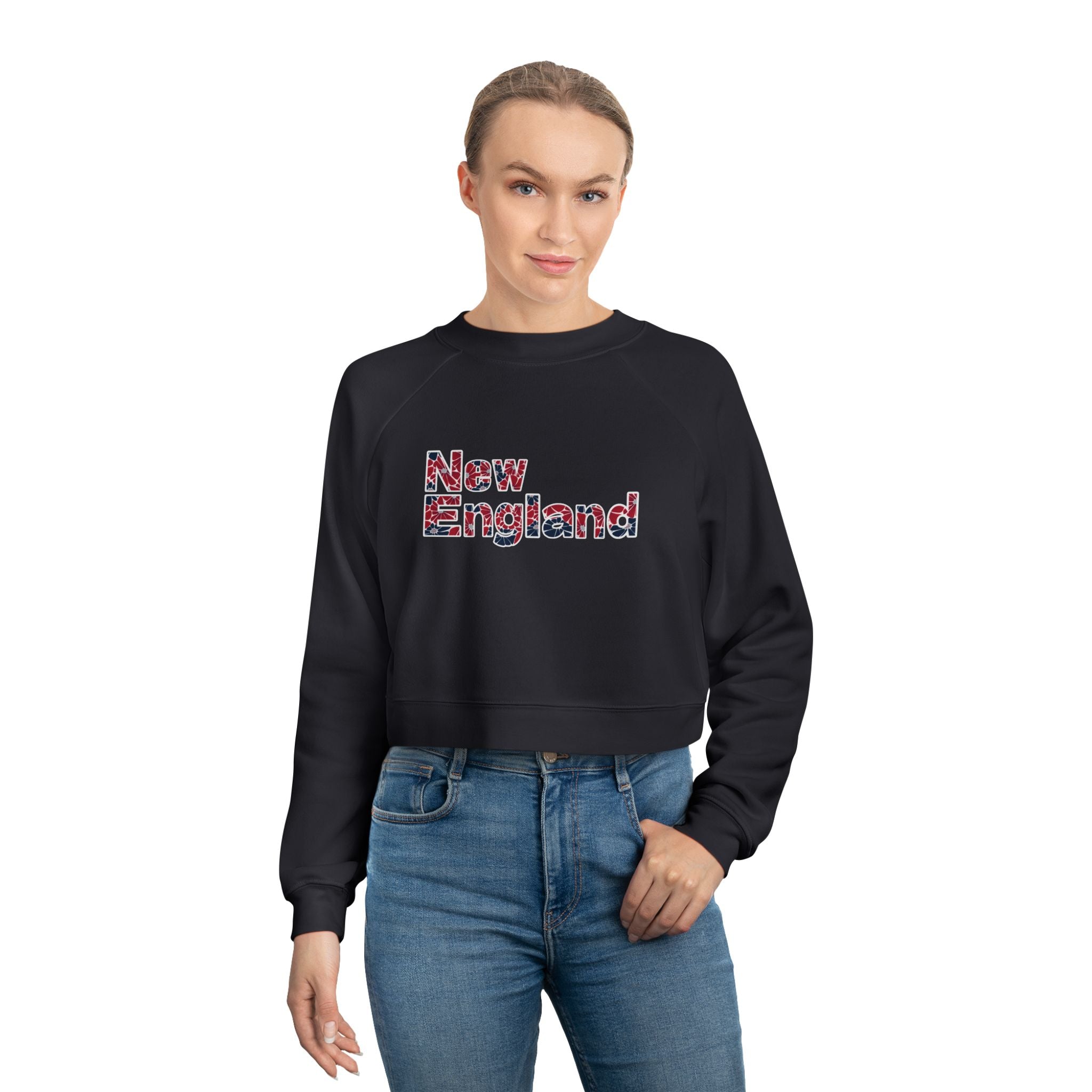 New England Varsity Script Fleece – Cropped Cozy Essential